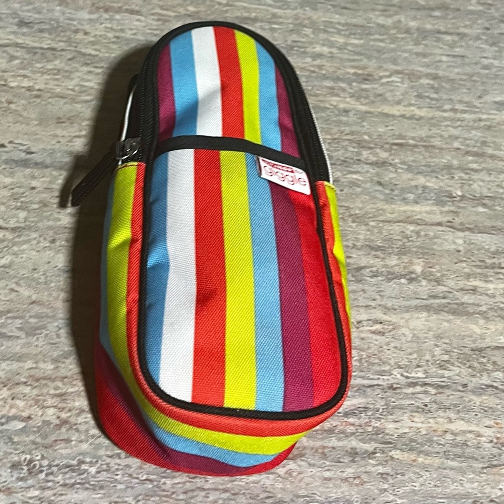 Skip hop for giggle zippered multicolored insulated bottle holder bag